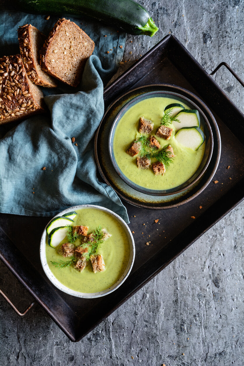 Zucchini & spinach soup. A creamy, dairy-free soup that is both delicious and nutrition? Try this simple, healthy recipe!